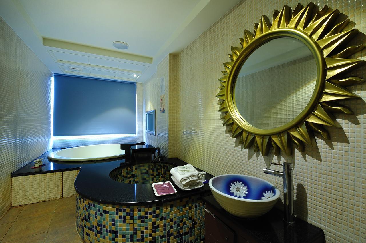 Jin Spa Resort Hotel Jinshan Extérieur photo